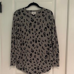 Seed Women's Gray Leopard Print Sweater
